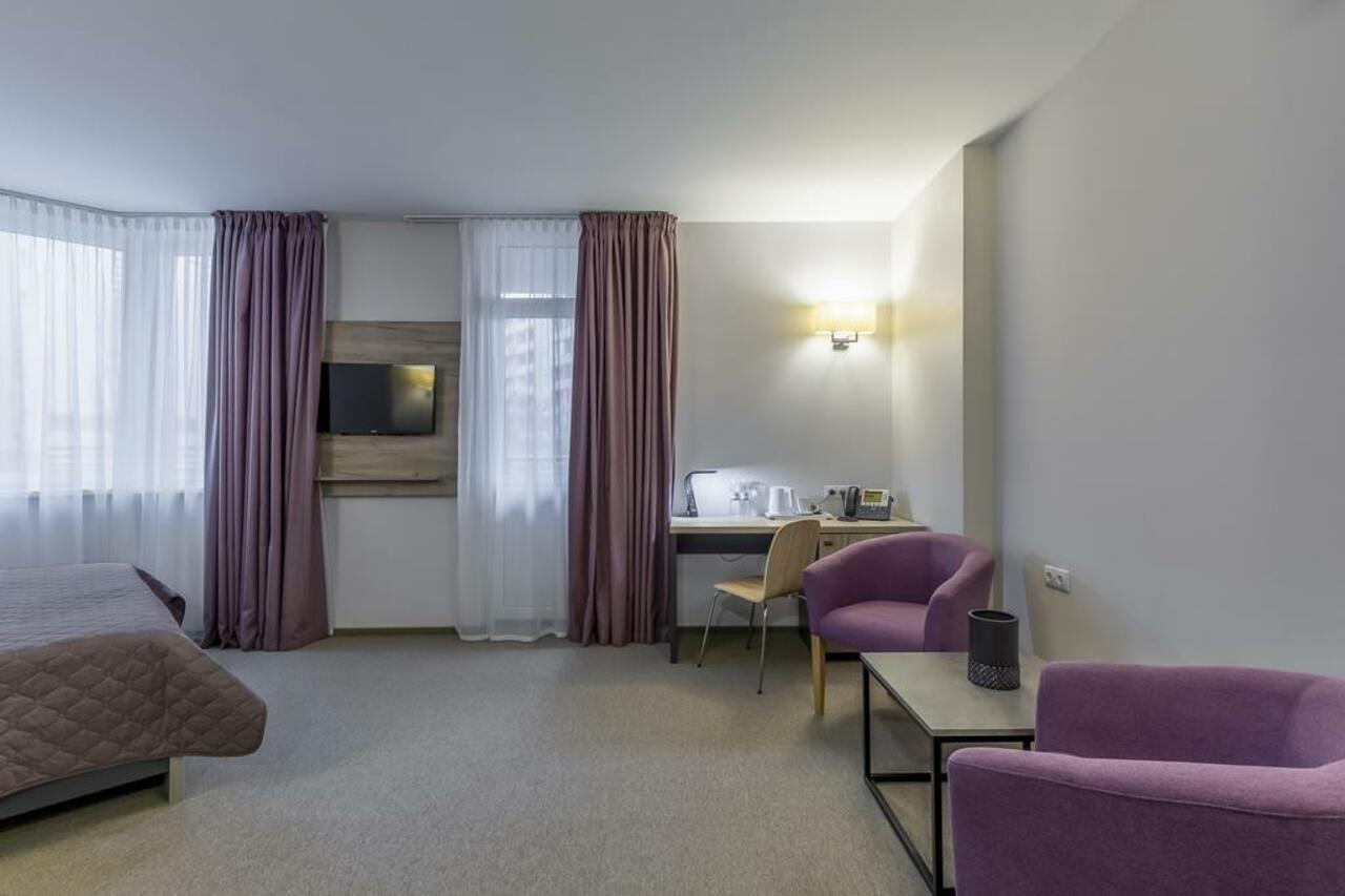 Favor Sport Hotel Kiev Exterior foto