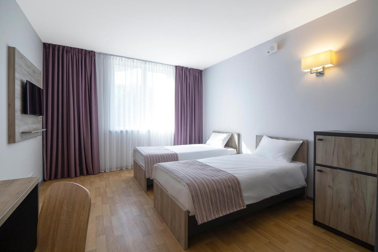 Favor Sport Hotel Kiev Exterior foto