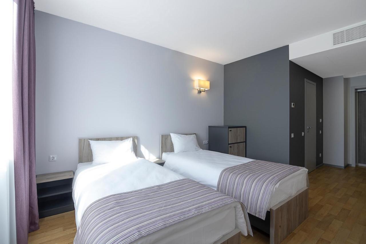 Favor Sport Hotel Kiev Exterior foto