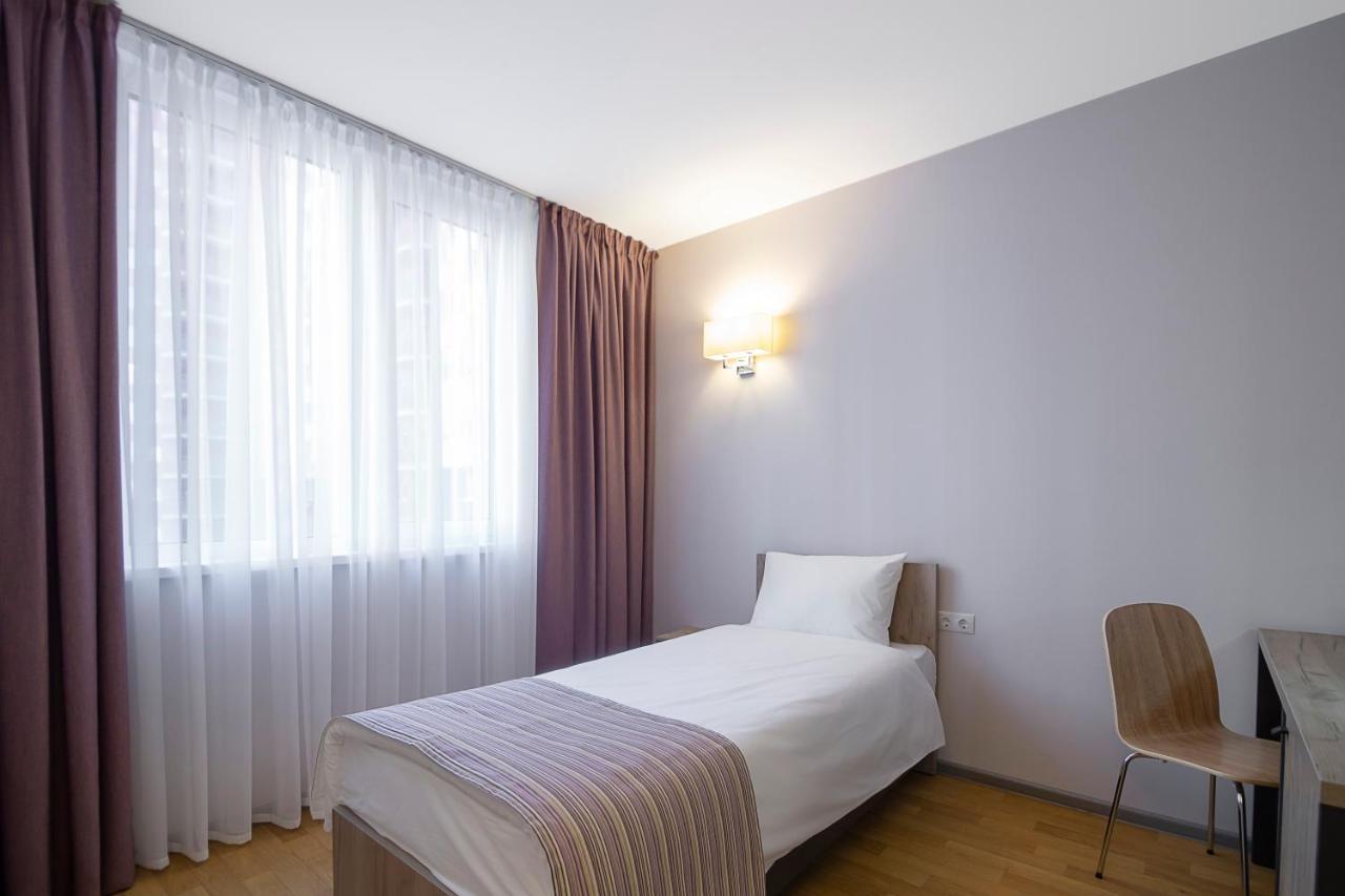 Favor Sport Hotel Kiev Exterior foto