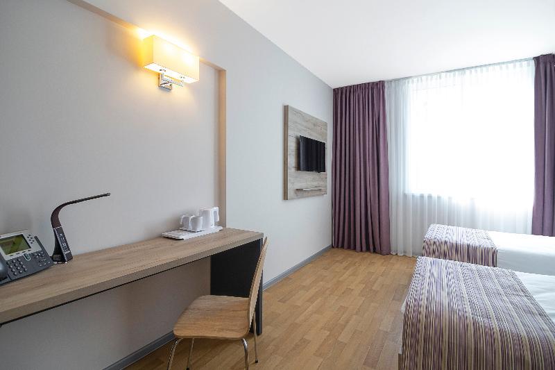 Favor Sport Hotel Kiev Exterior foto